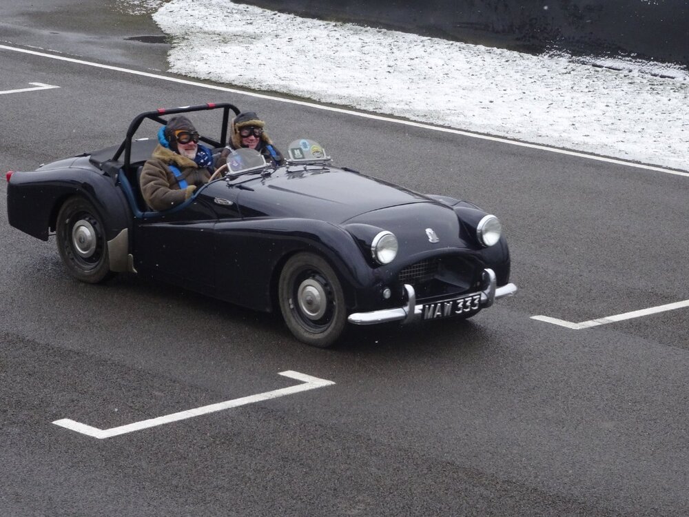 What are these (aero screens) ? - Page 3 - TR2/3/3A/3B Forum - TR Forums