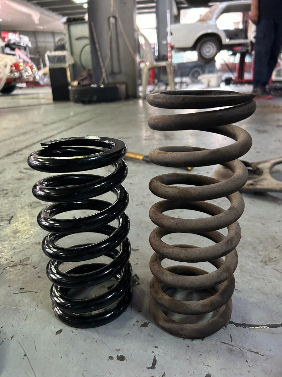 Ride height change with lowering springs - for reference - TR6 Forum ...