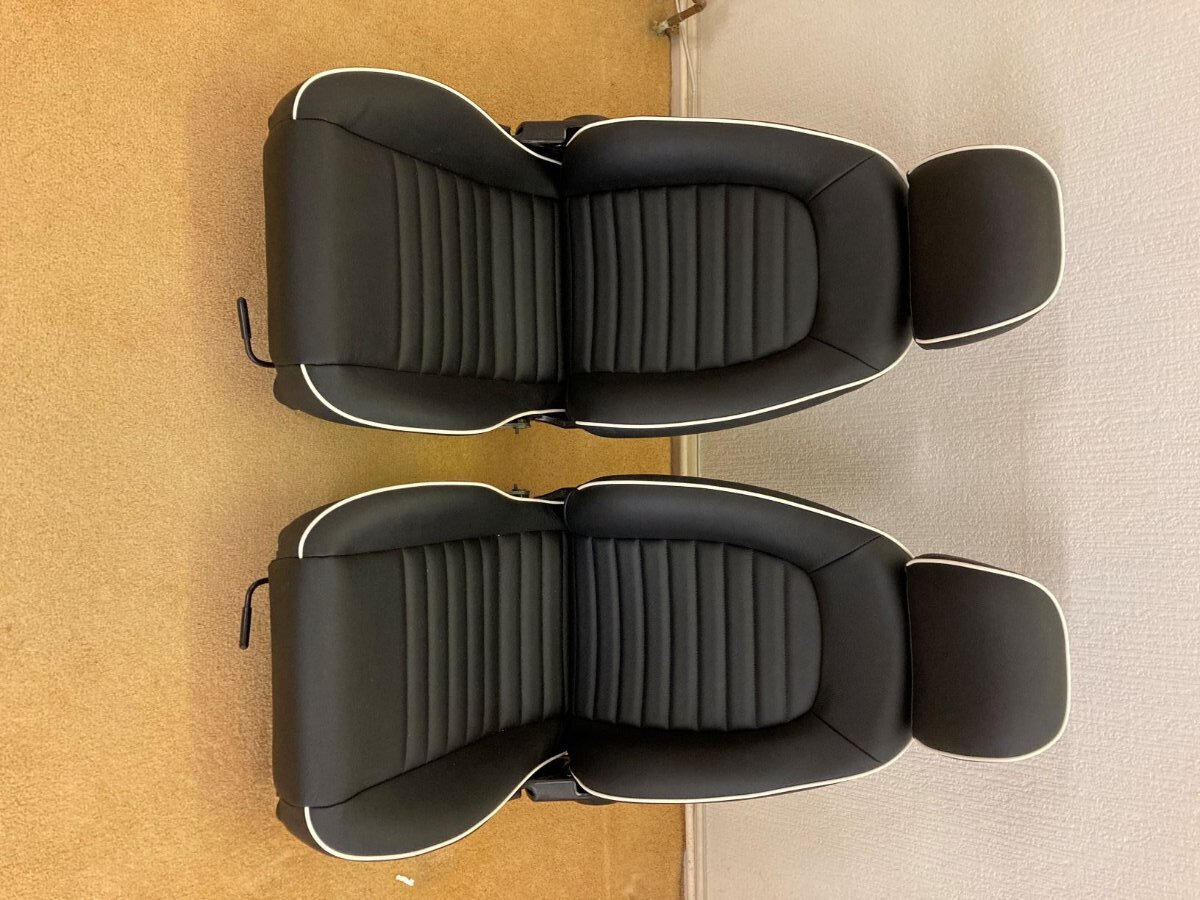 Triumph TR6 seats - modern comfort best fit - TR6 Forum - TR Forums