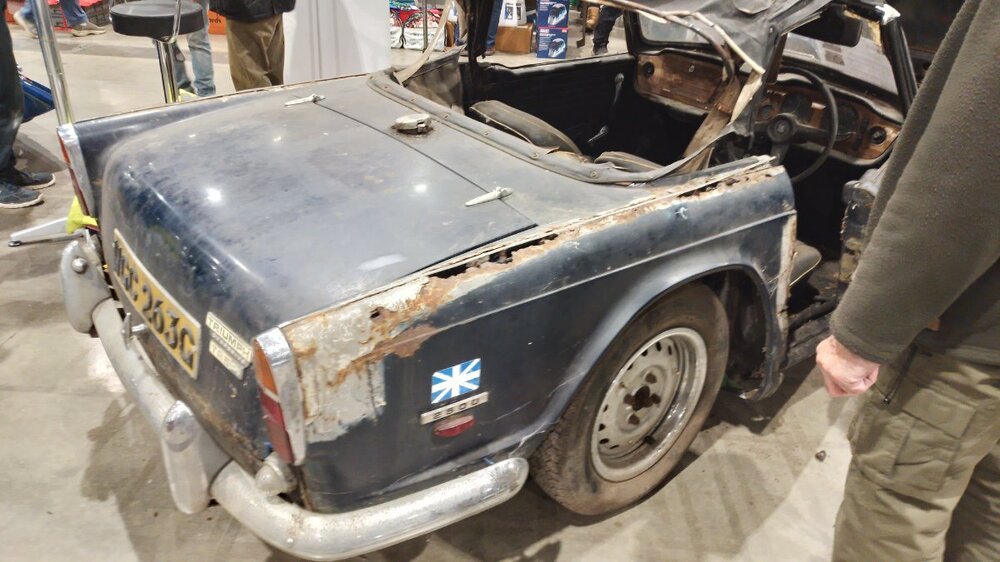 Tr5 Resto  Rear Wing.jpg