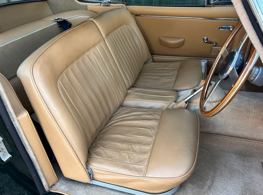 1958-jaguar-xk150-seats1.thumb.jpg.97563362116d0b229a819c9ad1f64ace.jpg