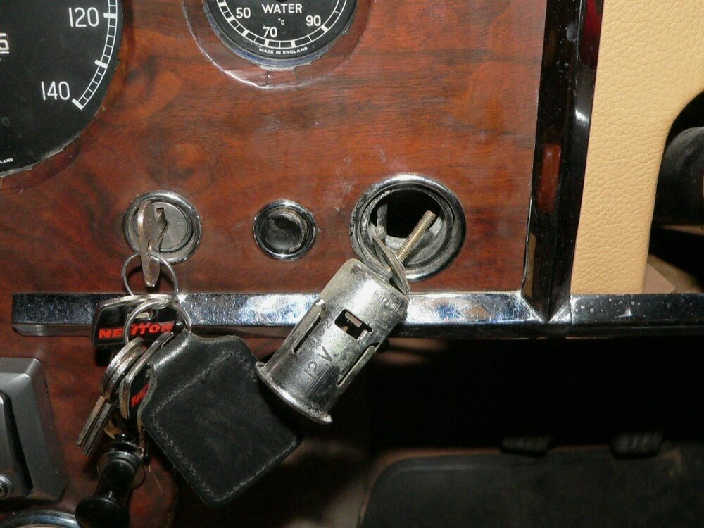 P1070213a.thumb.JPG.e33d1c3fbba3453f804cb2bdbeef1f5c.JPG