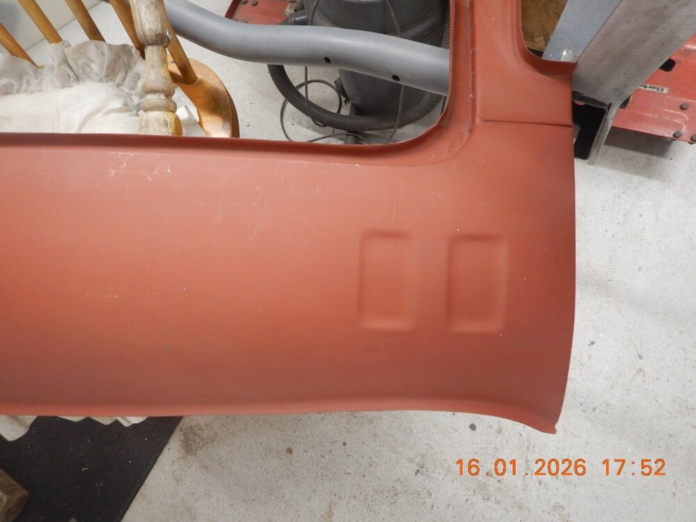 Rear valance. Cut out.JPG