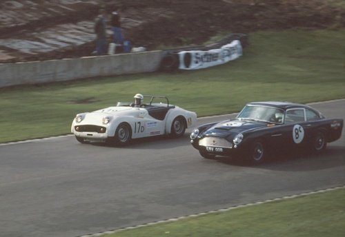REG@Donington.jpg.120f88e7f4e791b72b13d06c641438f5.jpg